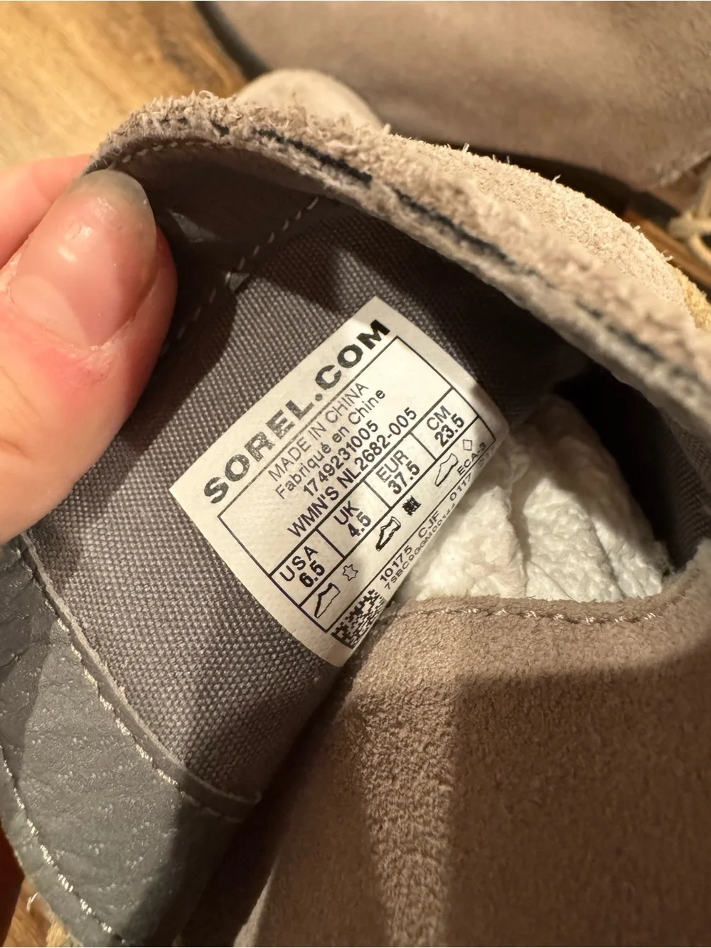 SOREL Gray Genuine Suede Tassel Accent Boho Mini Ankle Boots | Women’s Size 6.5